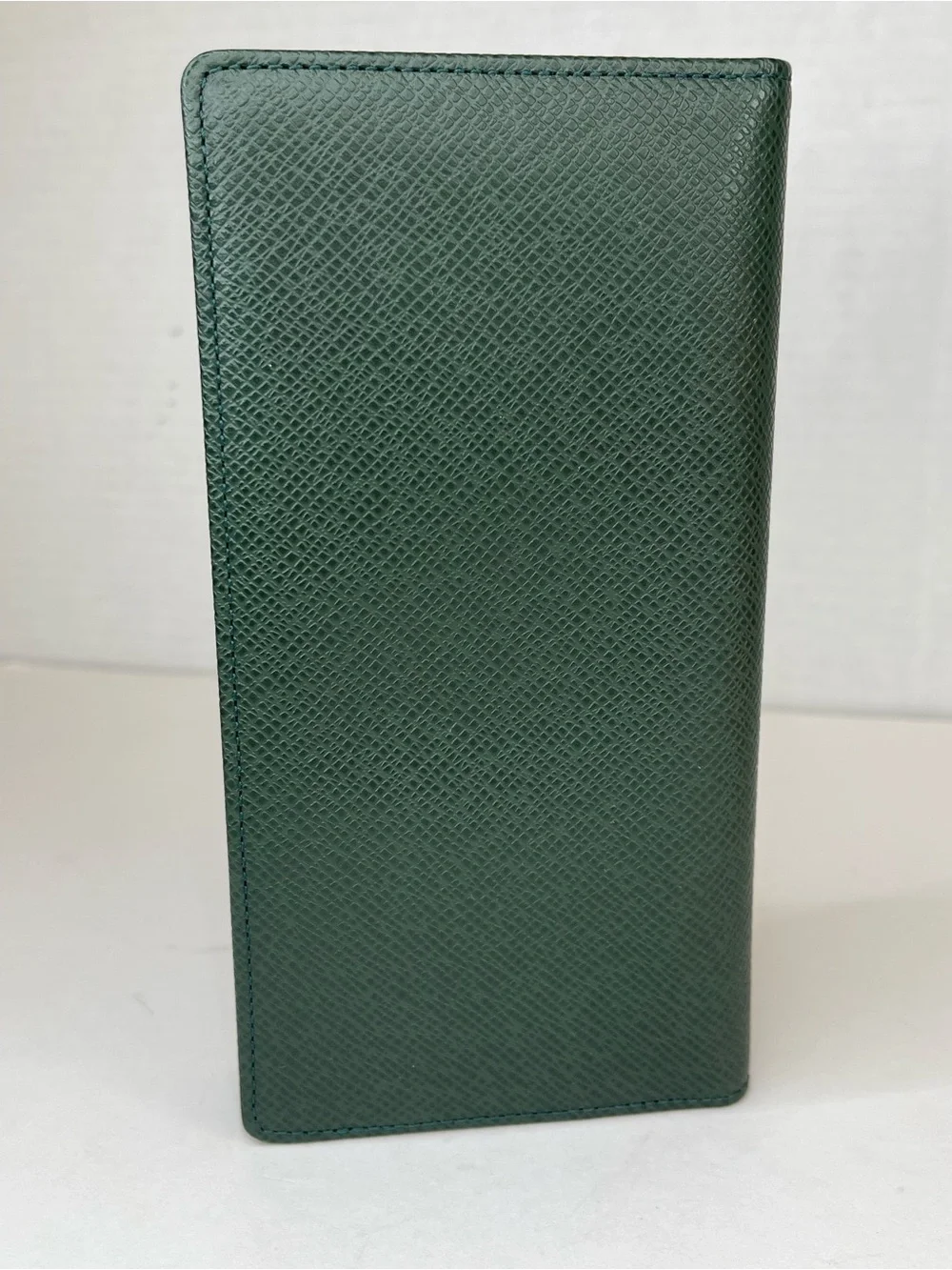 Louis Vuitton Taiga leather long bifold wallet with Box